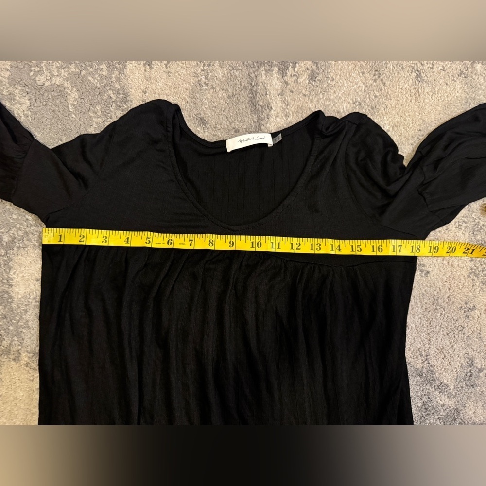 Women’s Black Mustard Seed Blouse - Picture 5 of 6
